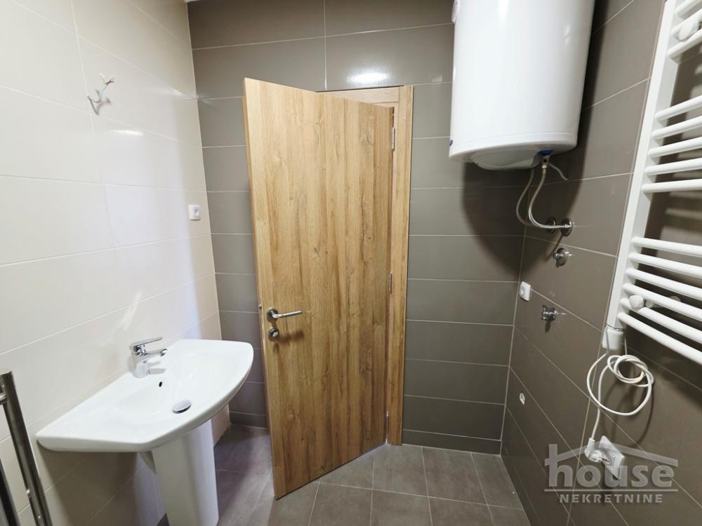 Slika 11 - Stan,PETROVARADIN,MIŠELUK,kv: 80.00, € 150000, ID: 1065753
