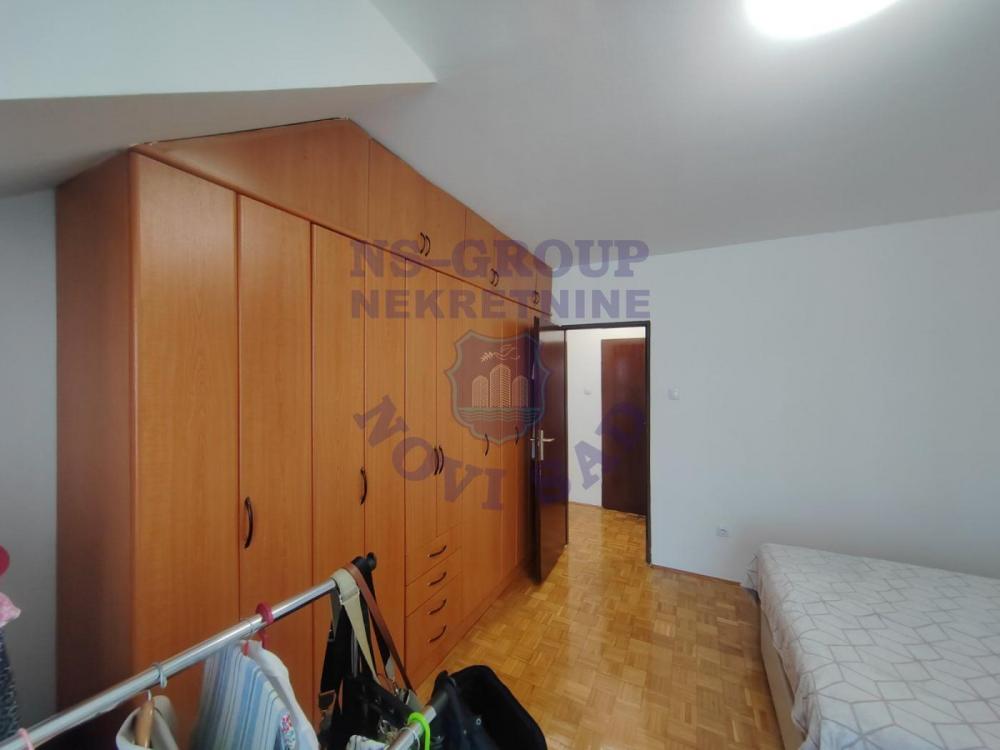 Slika 6 - Dvosoban, 52m2, Novo naselje Novi Sad, sa terasom, ima lift