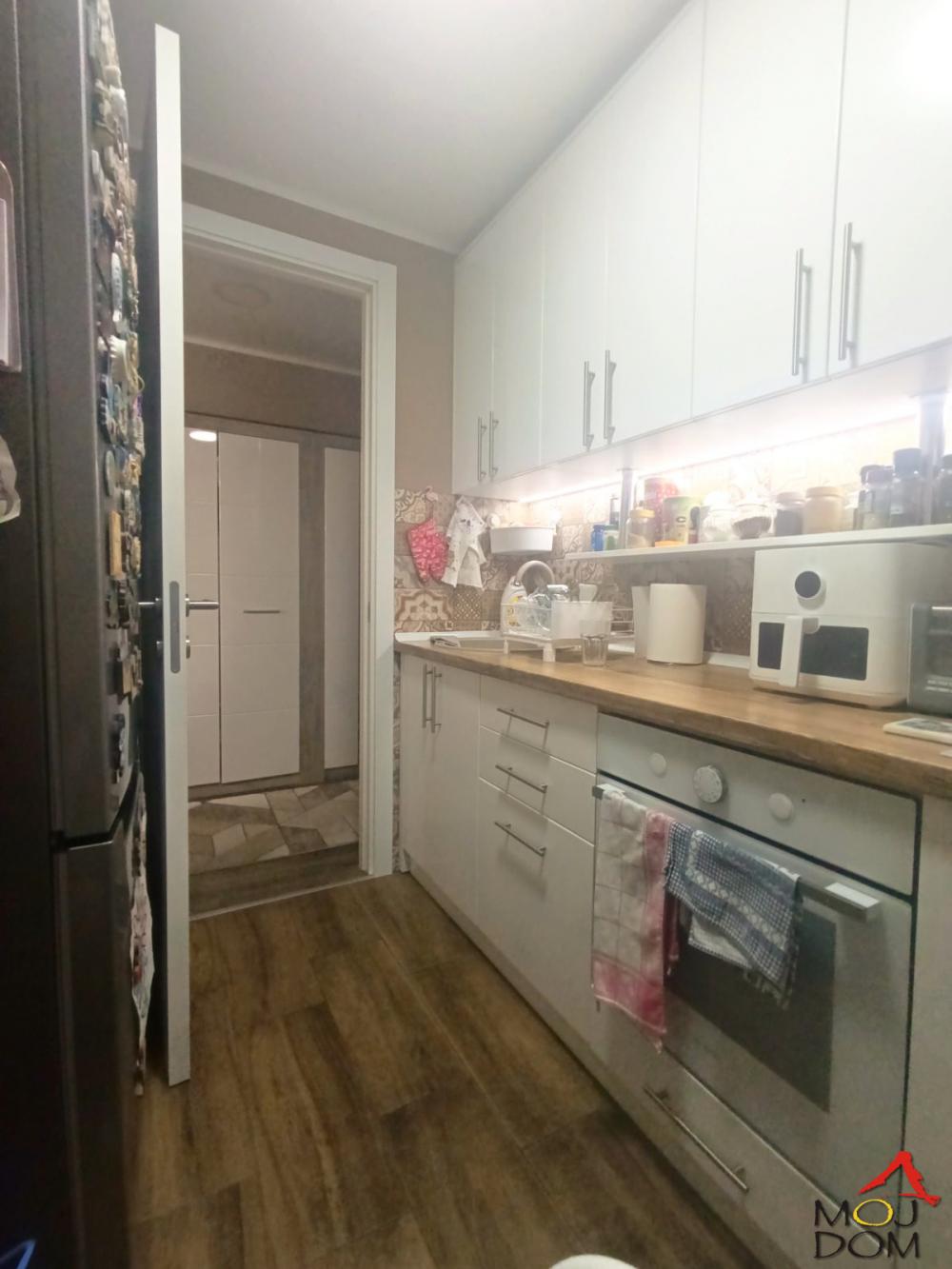 Slika 11 - Stan,NOVI SAD,LIMAN 1,kv: 68, € 211150, ID: 1032605