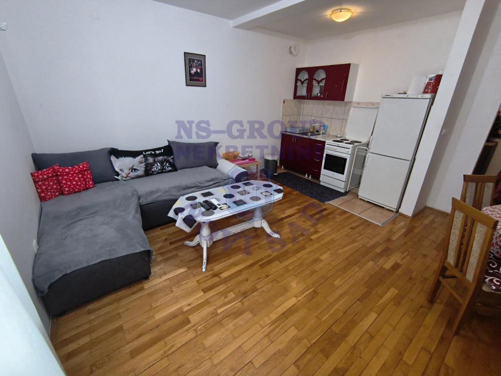 Slika 1 - 575943-Garsonjera-29m2-Telep