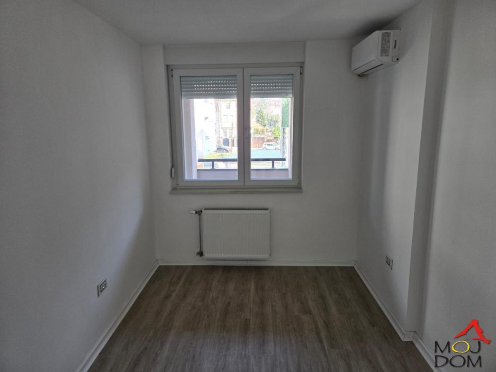 Slika 10 - Stan,NOVI SAD,SAJAM,kv: 104, € 360500, ID: 1032621
