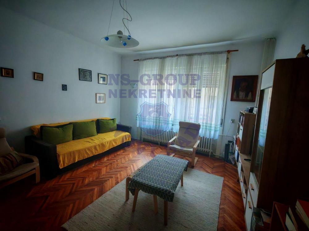 Slika 1 - Dvoiposoban, 85m2, Beogradski kej Novi Sad