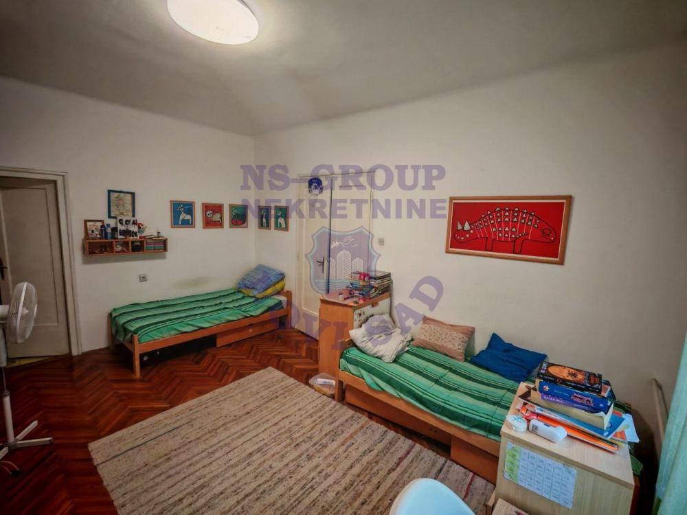 Slika 4 - Dvoiposoban, 85m2, Beogradski kej Novi Sad