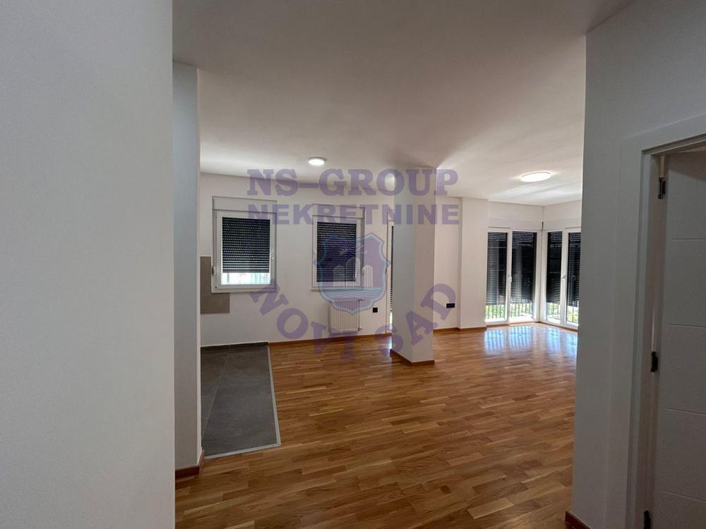 Slika 3 - Trosoban, 68m2, Sajmište Novi Sad
