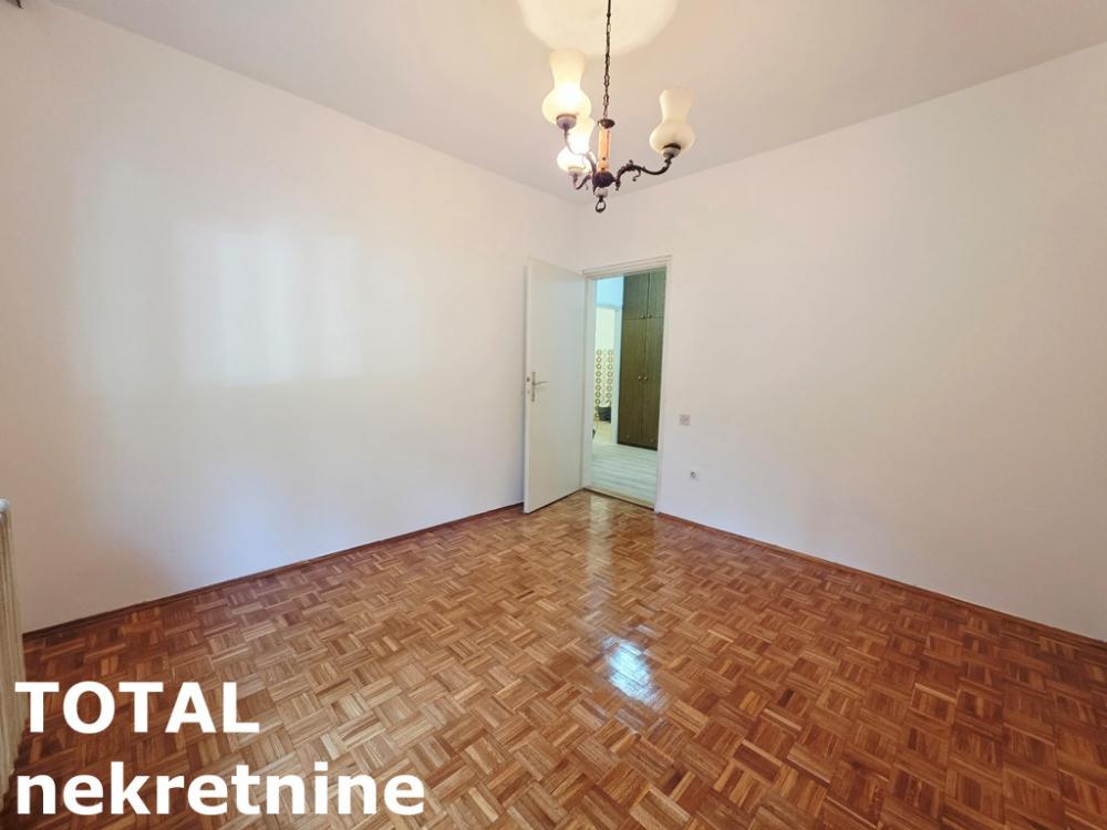 Slika 5 - Stan,NOVI SAD,AVIJACIJA,kv: 63.00, € 148800, ID: 1102812