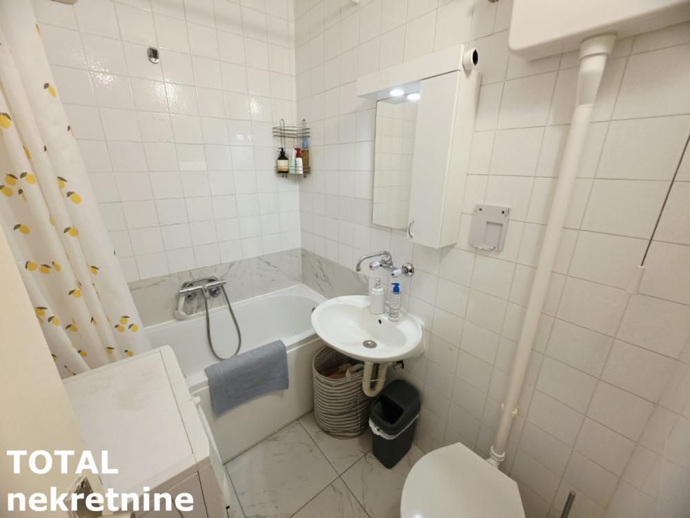 Slika 11 - Stan,NOVI SAD,NOVO NASELJE,kv: 34.00, € 99500, ID: 1102886