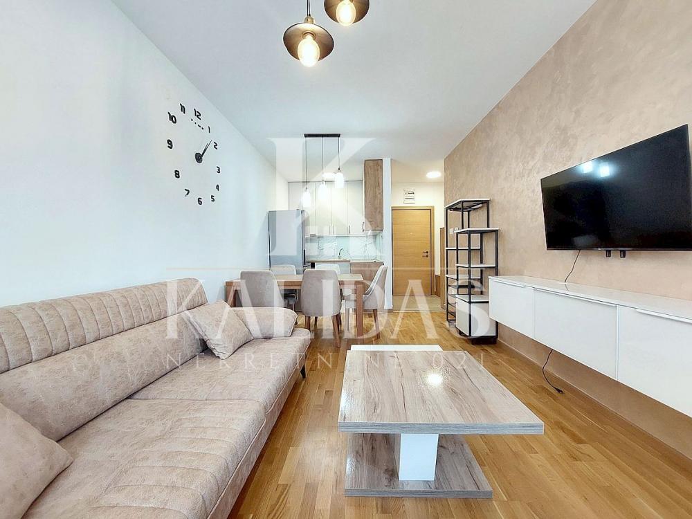 Slika 2 - Stan,NOVI SAD,AVIJACIJA,kv: 59, € 169950, ID: 1008919