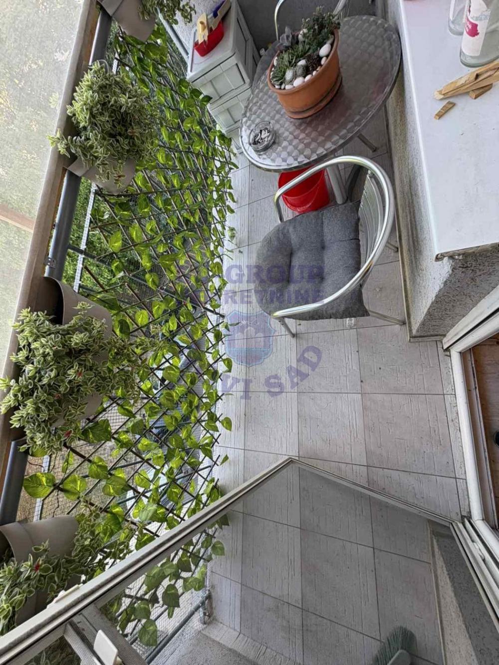 Slika 9 - 574397-Na prodaju kompletno renoviran dvosoban stan