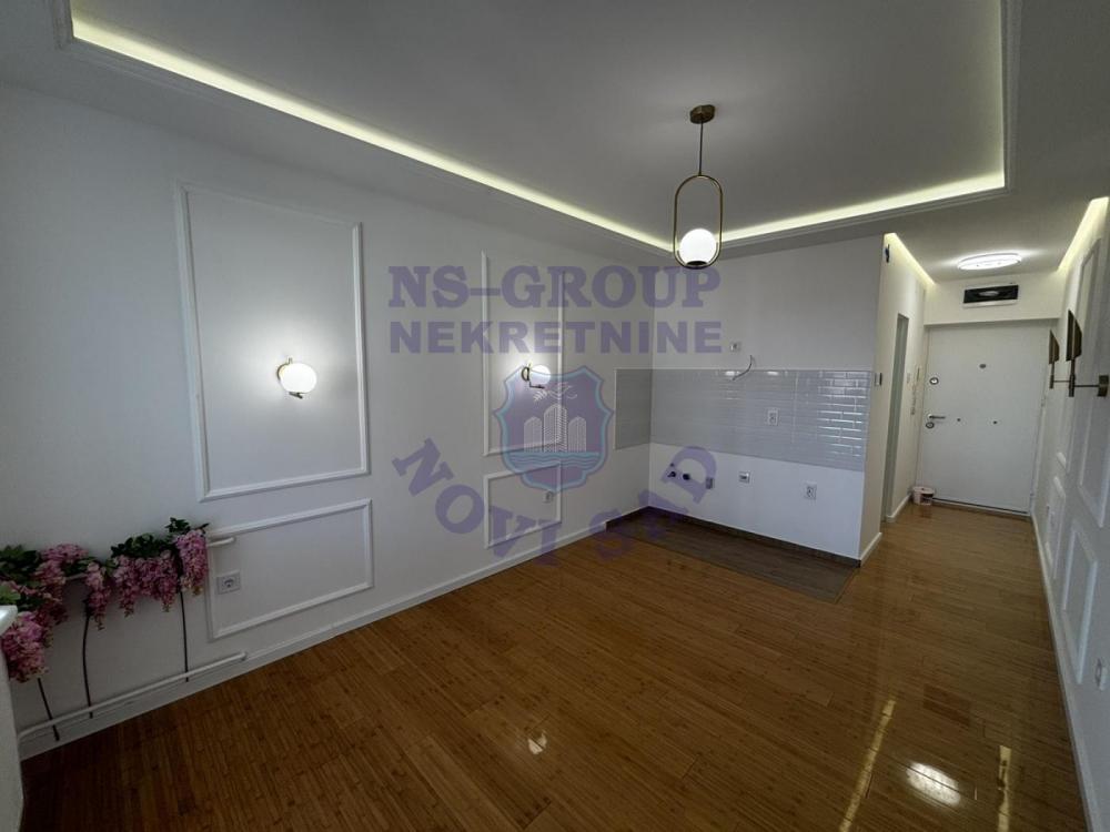 Slika 1 - LUX garsonjera u Centru grada!