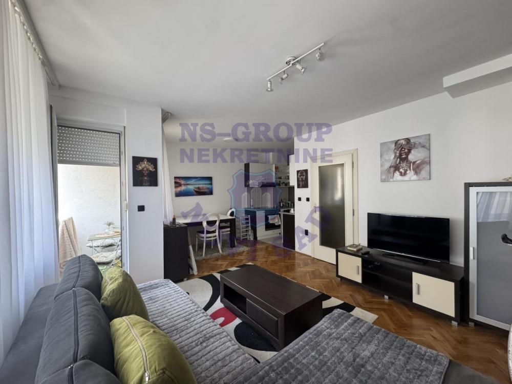 Slika 1 - 571086-Odličan duplex u srcu Grbavice.