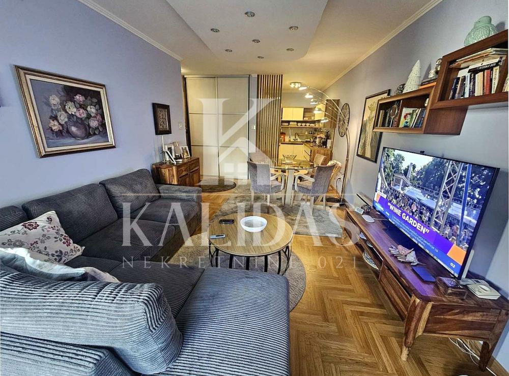 Slika 1 - Stan,NOVI SAD,CENTAR,kv: 59, € 216000, ID: 1008920