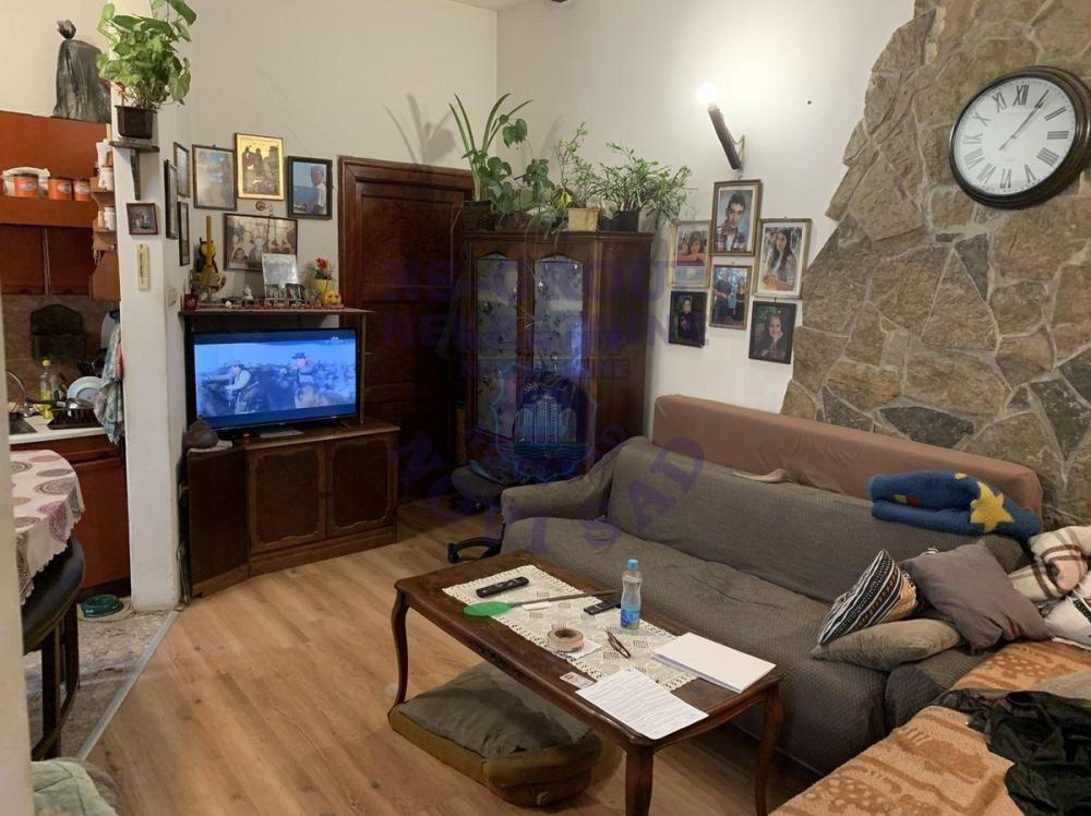 Slika 1 - Dvosoban, 47m2, Bulevar oslobođenja Novi Sad, sa terasom