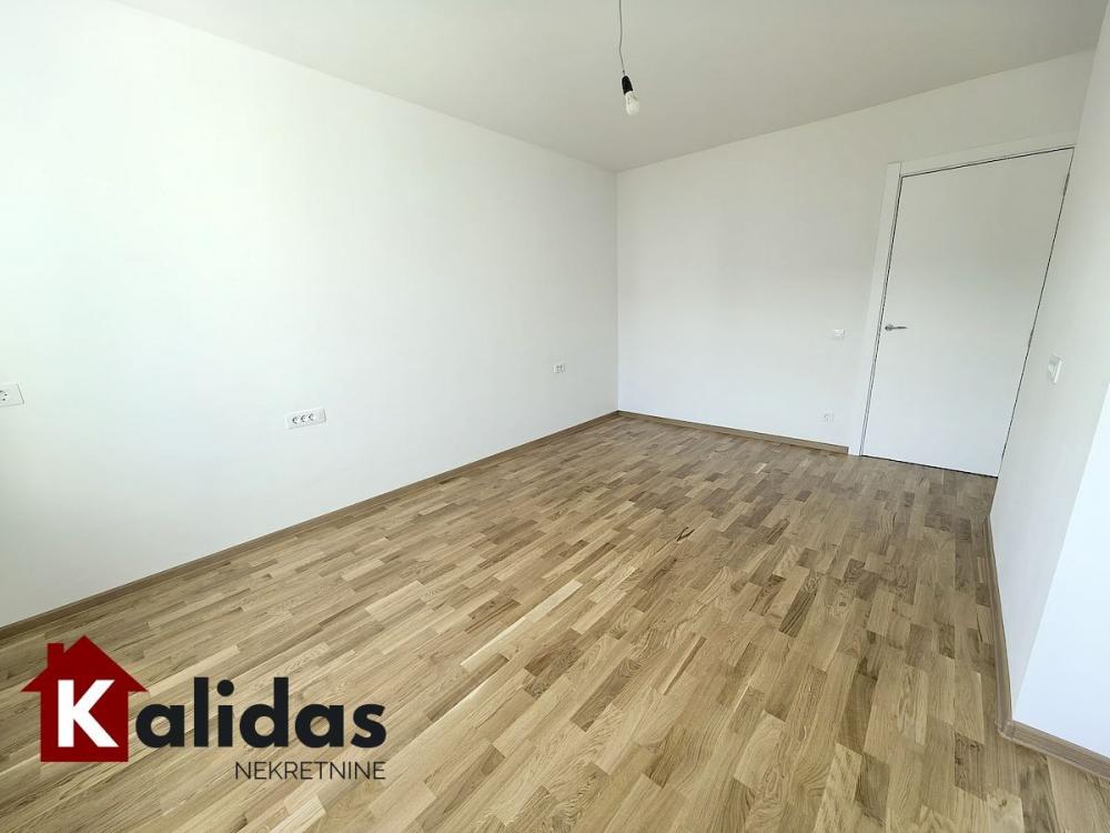 Slika 9 - Stan,NOVI SAD,GRBAVICA,kv: 60, € 149000, ID: 1008922