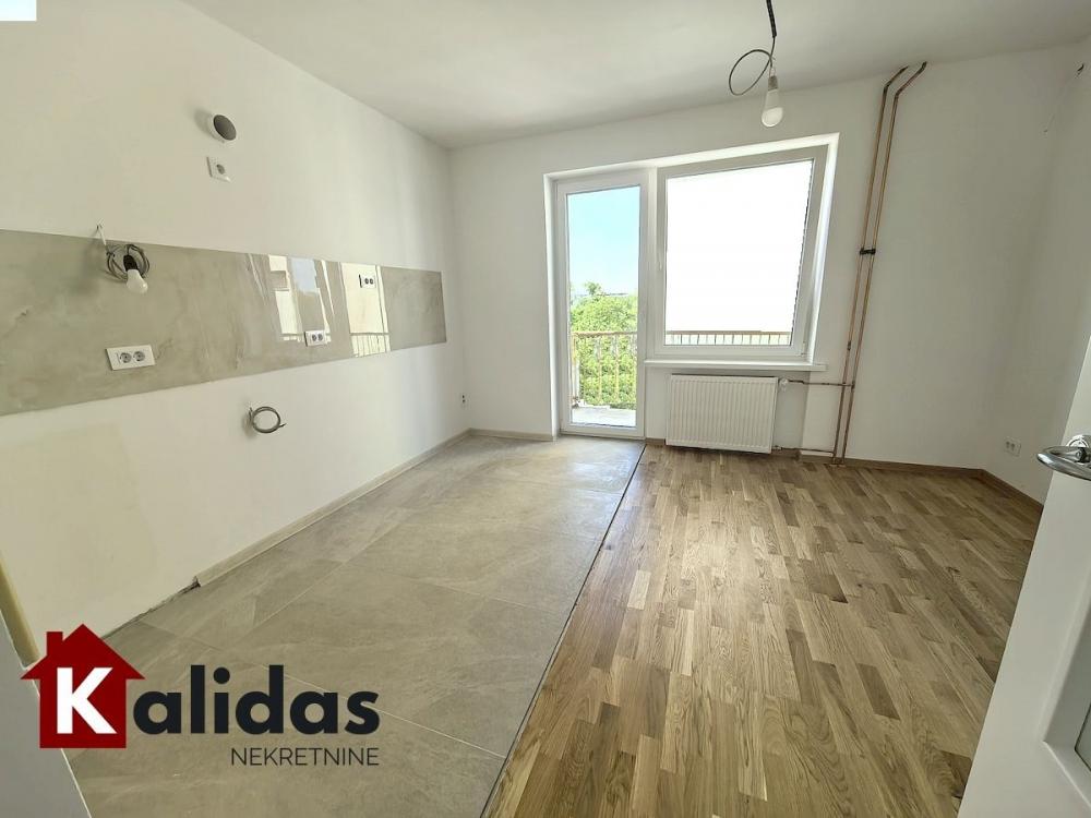 Slika 7 - Stan,NOVI SAD,GRBAVICA,kv: 60, € 149000, ID: 1008922