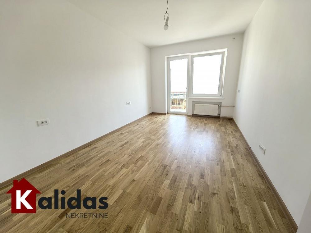 Slika 2 - Stan,NOVI SAD,GRBAVICA,kv: 60, € 149000, ID: 1008922