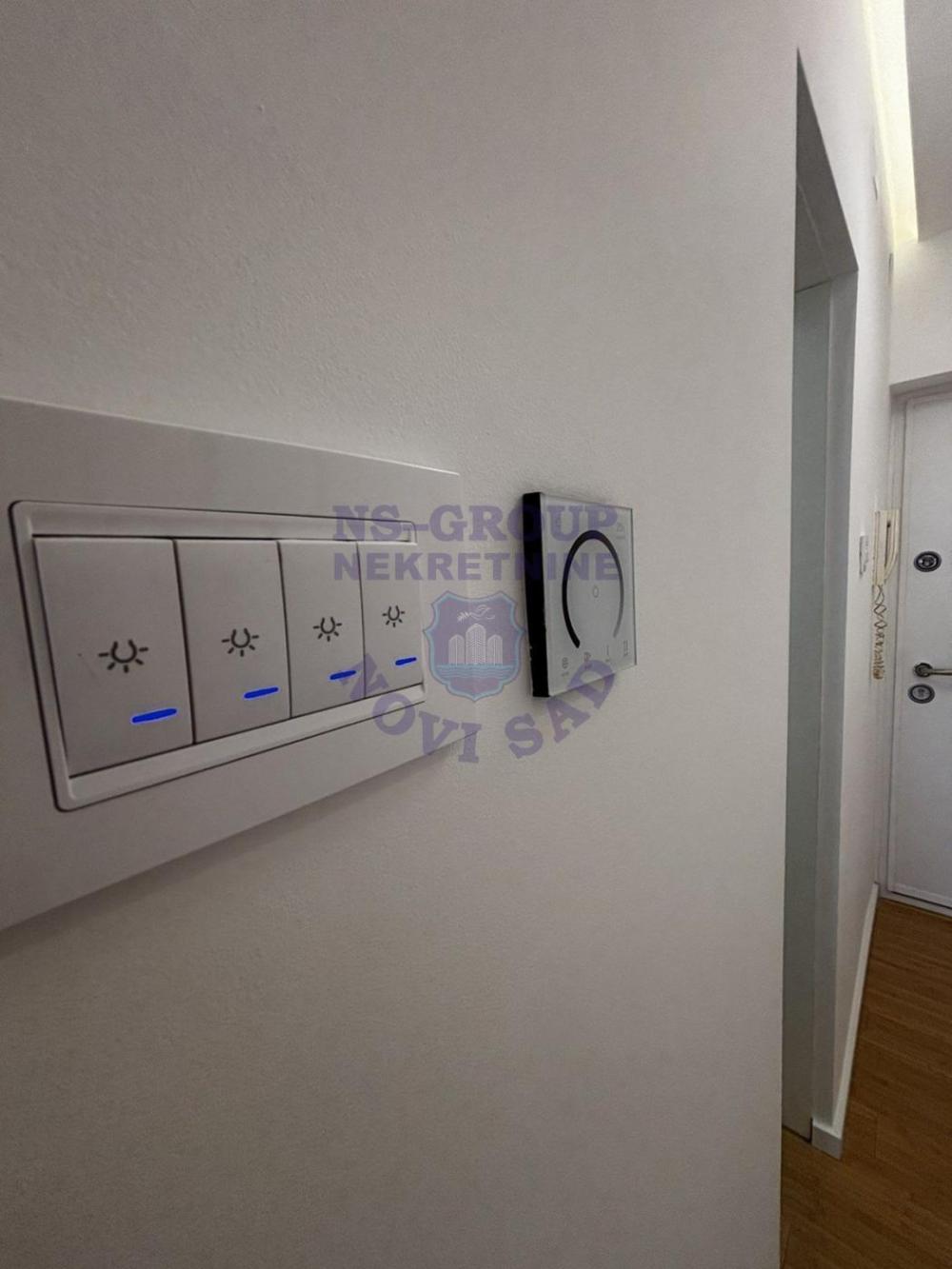 Slika 5 - Prodaja stana, 26m2, Socijalno Novi Sad, sa terasom, ima lift