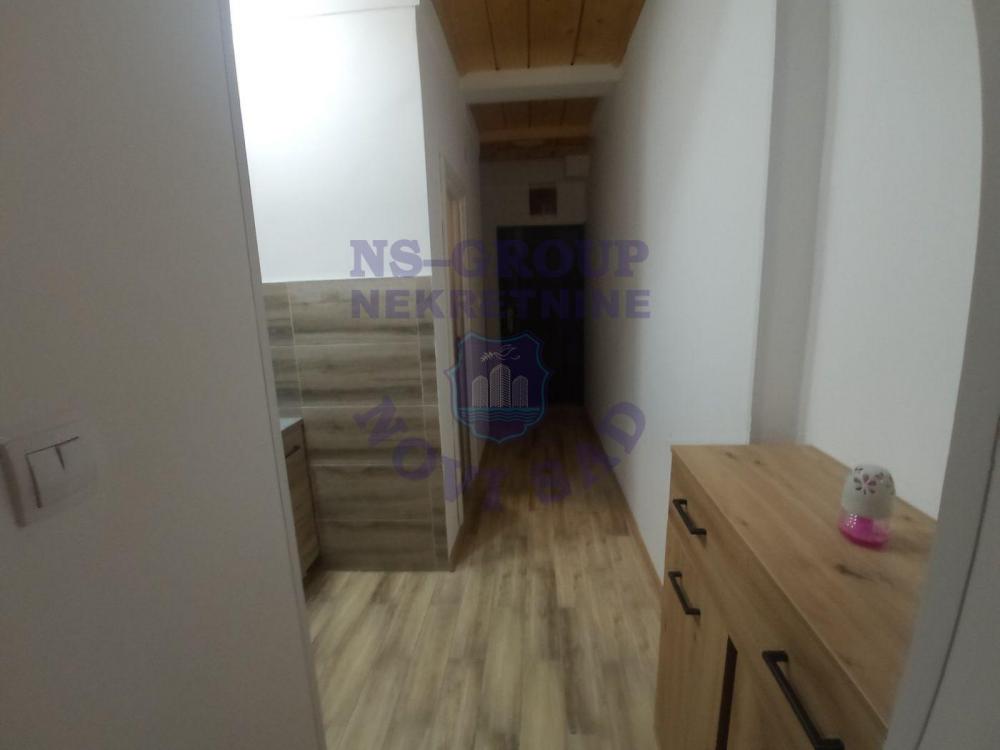 Slika 5 - Prodaja stana, 28m2, Grbavica Novi Sad, ima lift