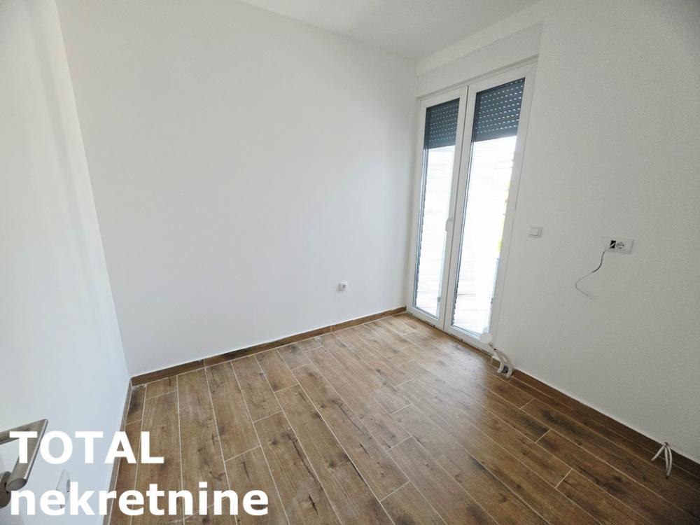 Slika 5 - Stan,NOVI SAD,ADICE,kv: 50.00, € 121000, ID: 1102753