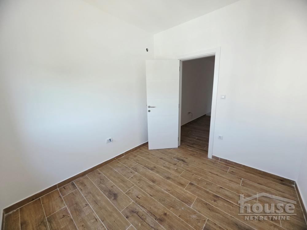 Slika 9 - Stan,NOVI SAD,ADICE,kv: 50.00, € 121000, ID: 1065907