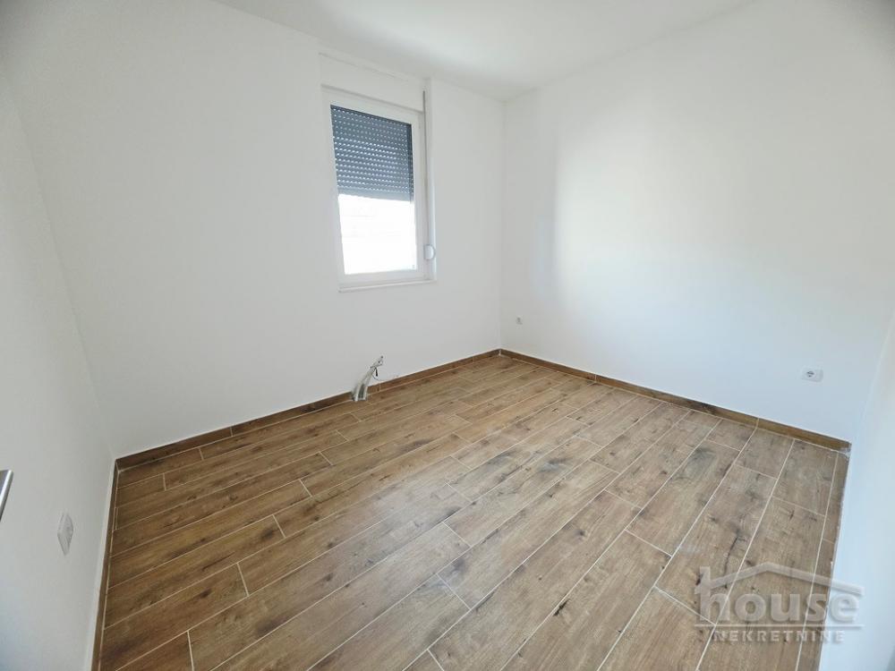 Slika 7 - Stan,NOVI SAD,ADICE,kv: 44.00, € 106480, ID: 1065905