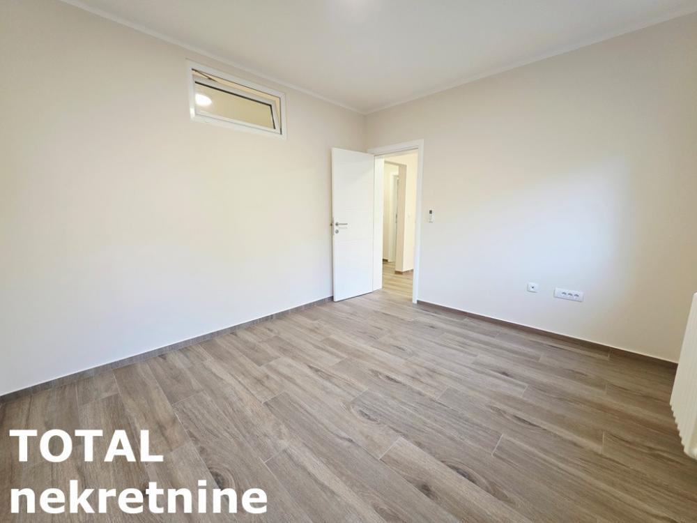 Slika 1 - Stan,NOVI SAD,NOVO NASELJE - SAVINA,kv: 41.00, € 140000, ID: 1102987