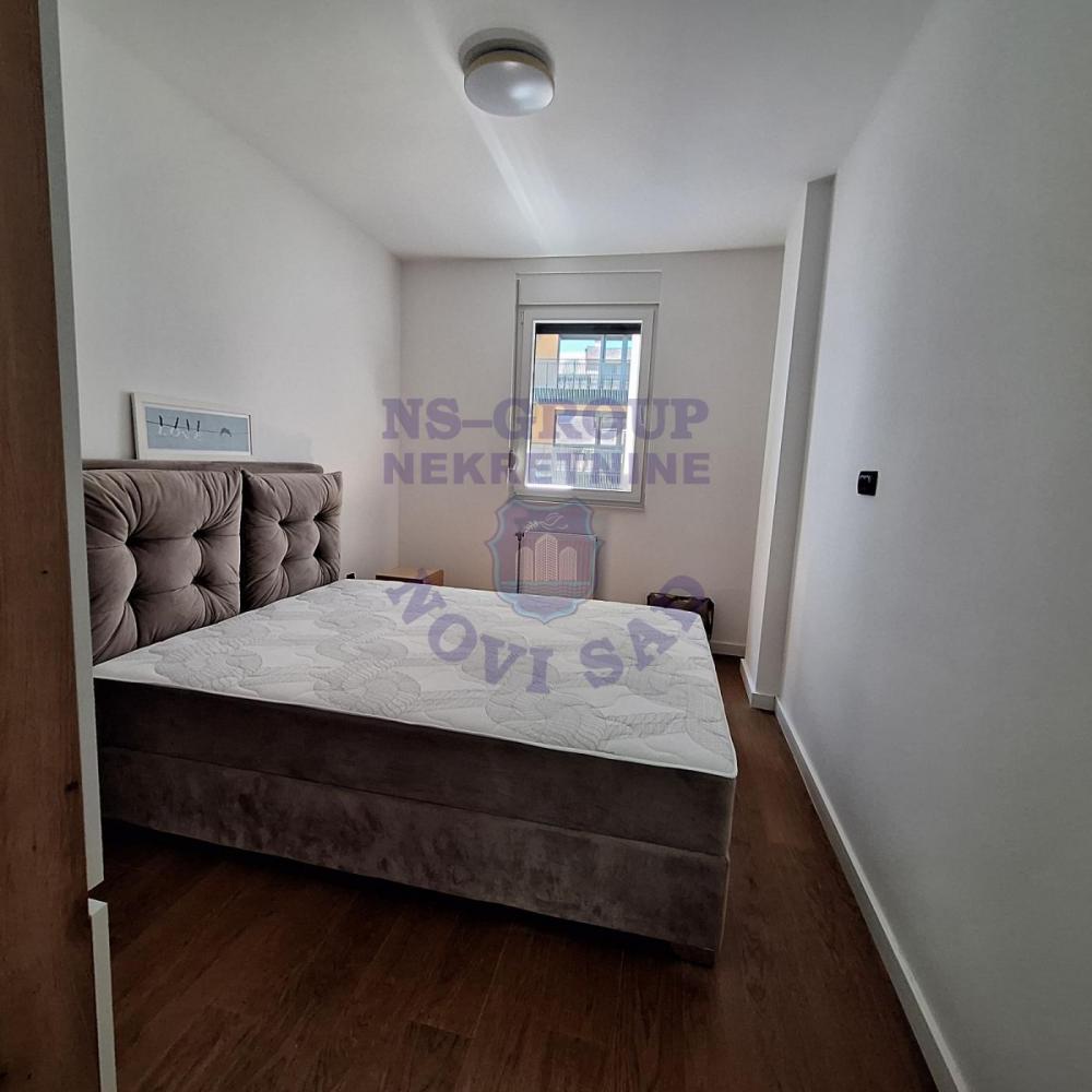 Slika 6 - Jednoiposoban, 38m2, Podbara Novi Sad, sa terasom, ima lift