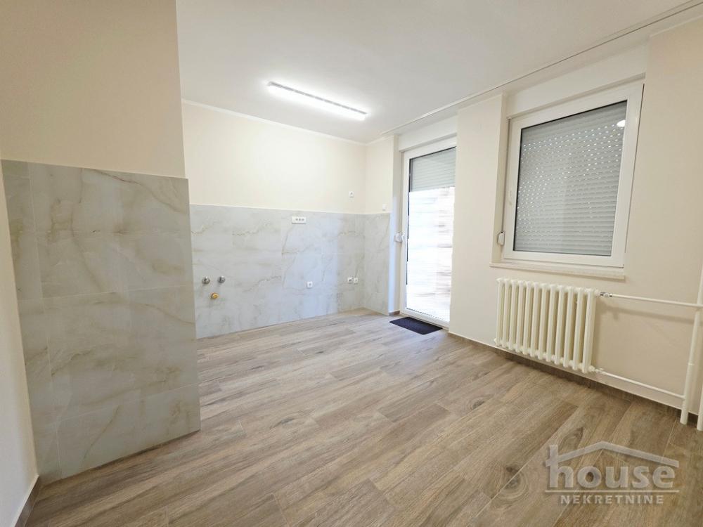 Slika 3 - Stan,NOVI SAD,NOVO NASELJE,kv: 41.00, € 140000, ID: 1066141