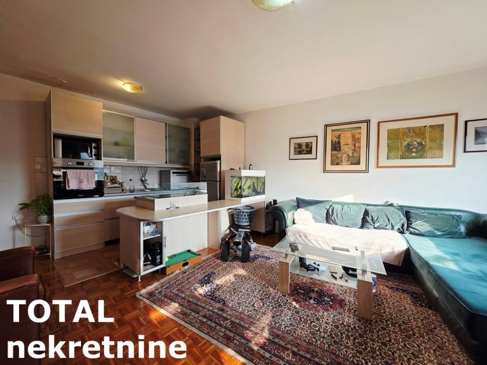 Slika 3 - Stan,NOVI SAD,PODBARA,kv: 64.00, € 159000, ID: 1102823