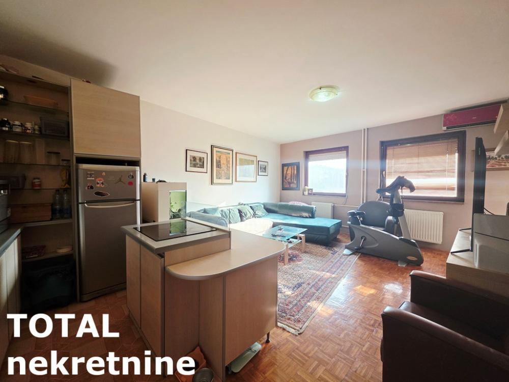 Slika 5 - Stan,NOVI SAD,PODBARA,kv: 64.00, € 159000, ID: 1102823