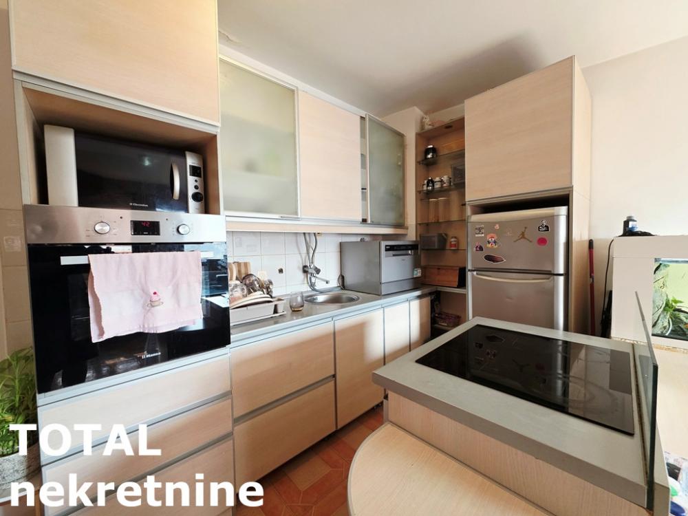 Slika 4 - Stan,NOVI SAD,PODBARA,kv: 64.00, € 159000, ID: 1102823