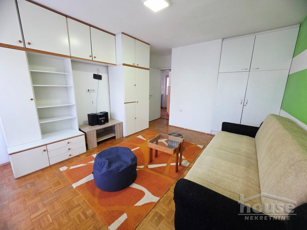 Slika 2 - Stan,NOVI SAD,BULEVAR,kv: 63.00, € 144000, ID: 1066138