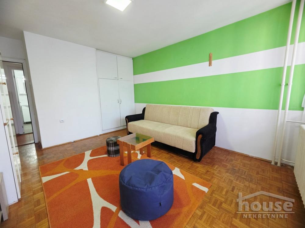 Slika 3 - Stan,NOVI SAD,BULEVAR,kv: 63.00, € 144000, ID: 1066138