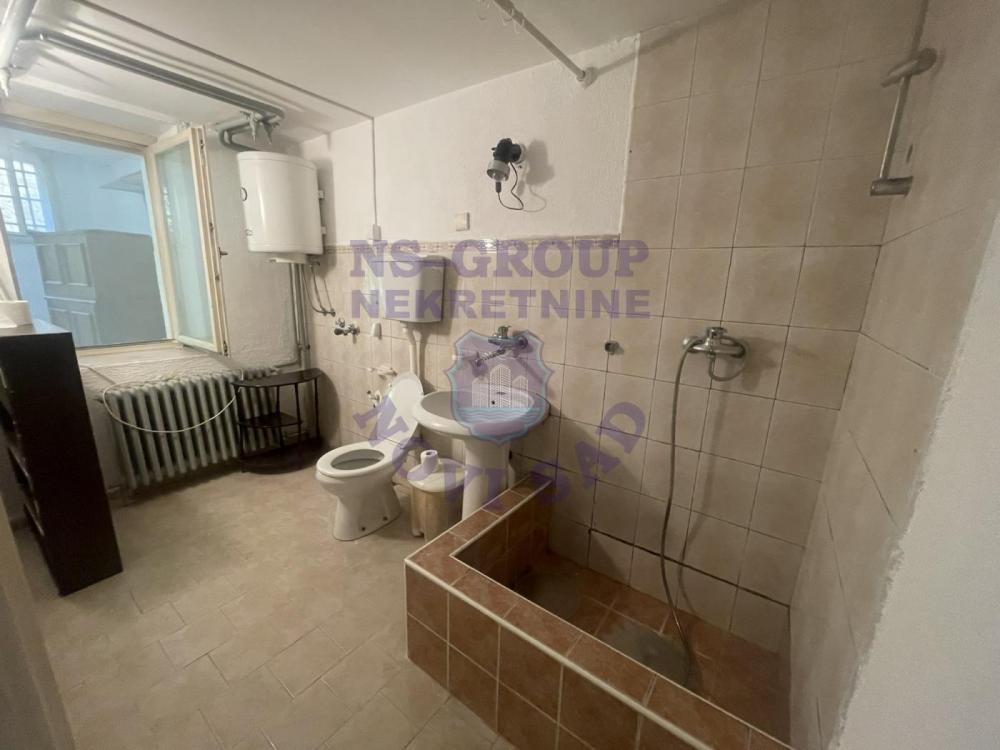 Slika 6 - 576157-Na prodaju dvosoban stan na Spensu
