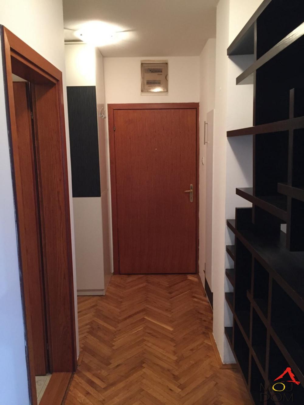 Slika 7 - Stan,NOVI SAD,GRBAVICA,kv: 41, € 135140, ID: 1032603