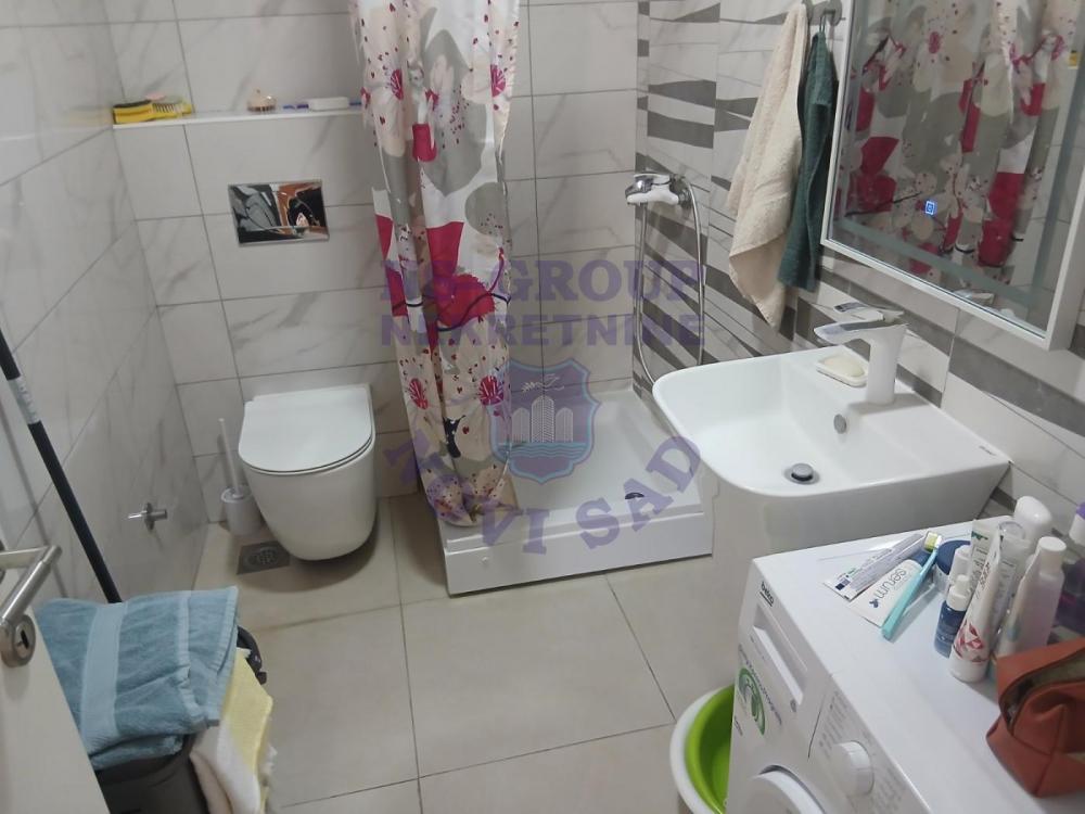 Slika 9 - Jednoiposoban, 41m2, Adice Novi Sad, sa terasom