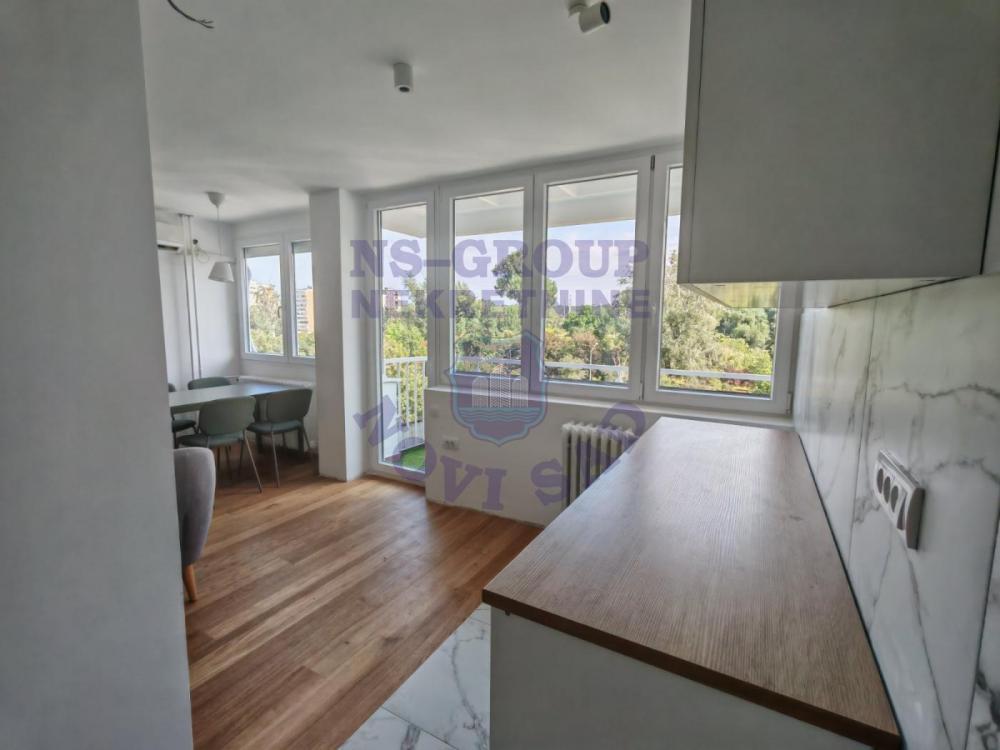 Slika 2 - Dvoiposoban, 52m2, Liman 3 Novi Sad