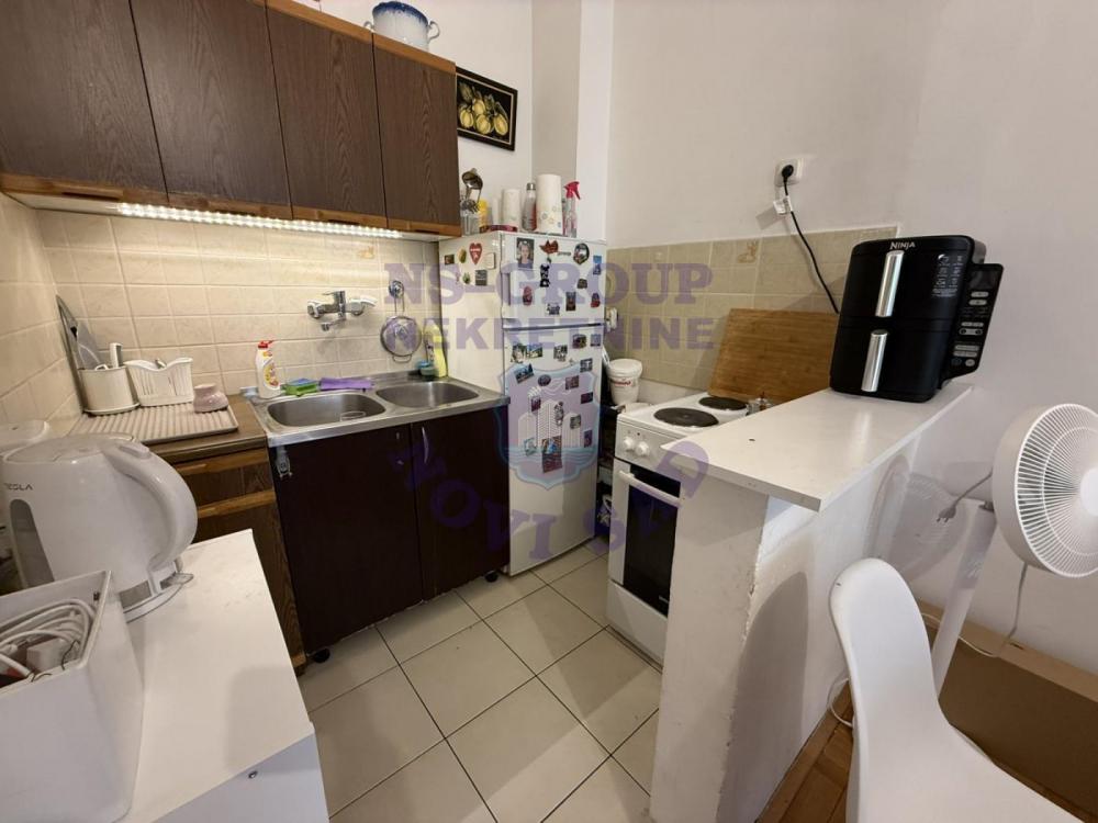 Slika 3 - Odličan jednoiposoban stan na Bulevaru Evrope!