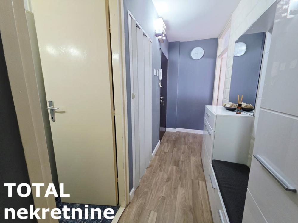Slika 9 - Stan,NOVI SAD,LIMAN 2,kv: 39.00, € 120000, ID: 1102900