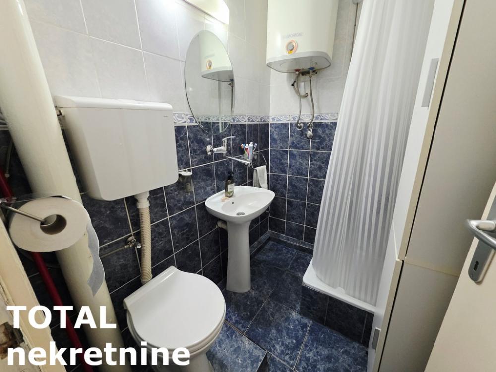 Slika 8 - Stan,NOVI SAD,LIMAN 2,kv: 39.00, € 120000, ID: 1102900