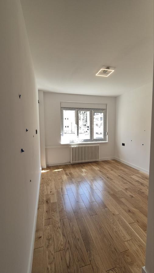 Slika 11 - Trosoban, 67m2, Novosadski kej Novi Sad, sa terasom