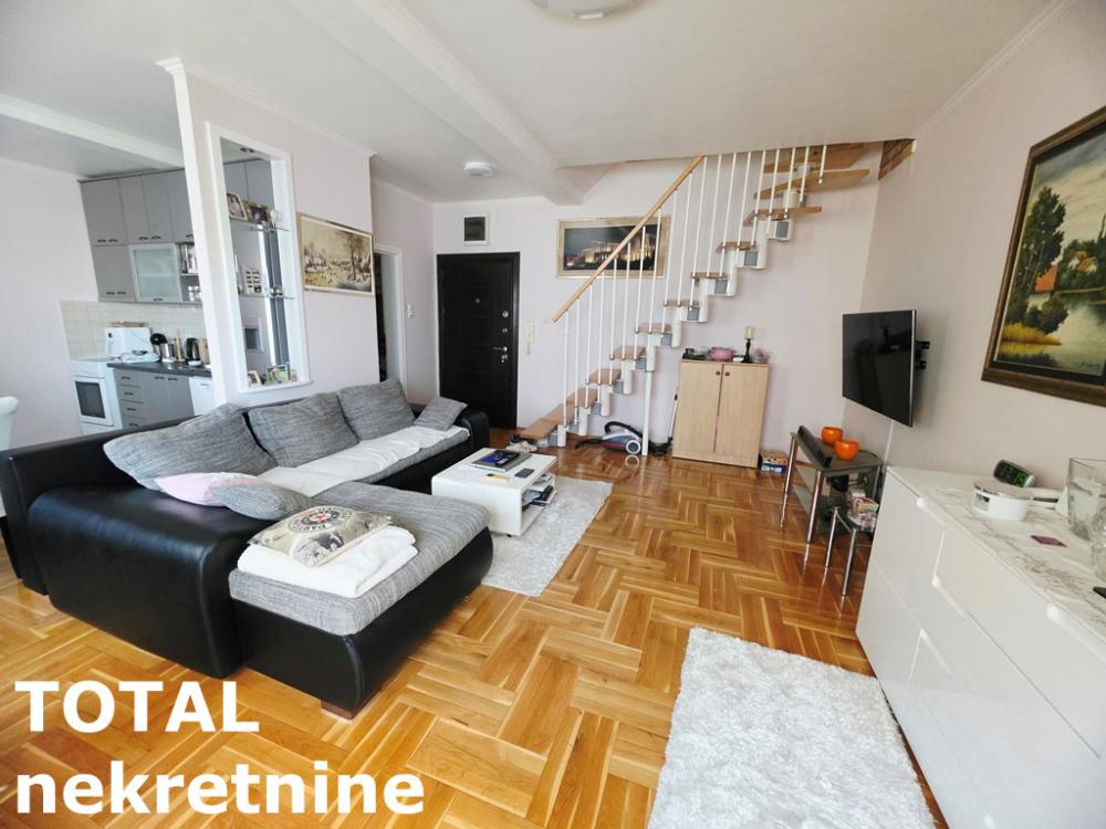 Slika 2 - Stan,NOVI SAD,CENTAR,kv: 85.00, € 255500, ID: 1102993