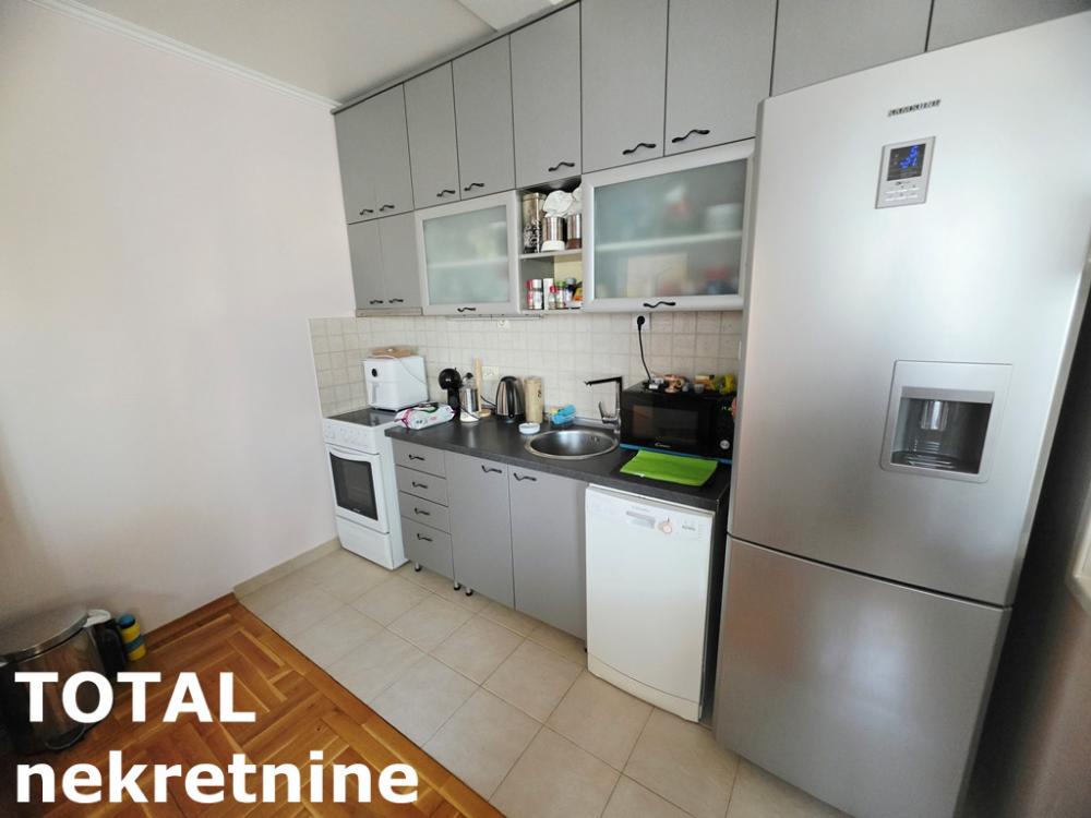 Slika 3 - Stan,NOVI SAD,CENTAR,kv: 85.00, € 255500, ID: 1102993