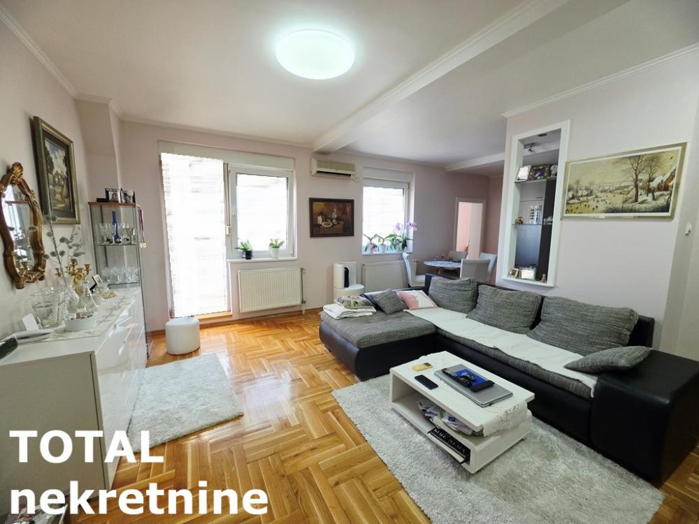 Slika 1 - Stan,NOVI SAD,CENTAR,kv: 85.00, € 255500, ID: 1102993
