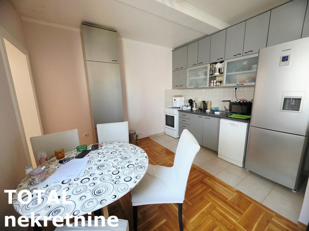 Slika 4 - Stan,NOVI SAD,CENTAR,kv: 85.00, € 255500, ID: 1102993