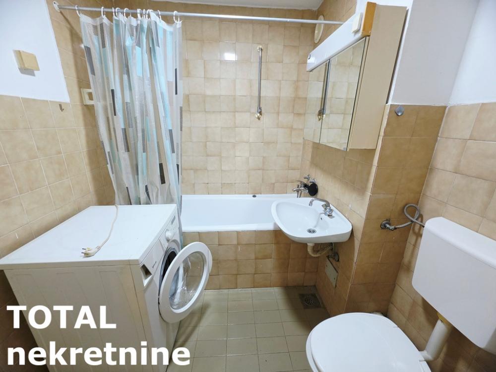 Slika 9 - Stan,NOVI SAD,NOVA DETELINARA,kv: 45.00, € 145000, ID: 1102645
