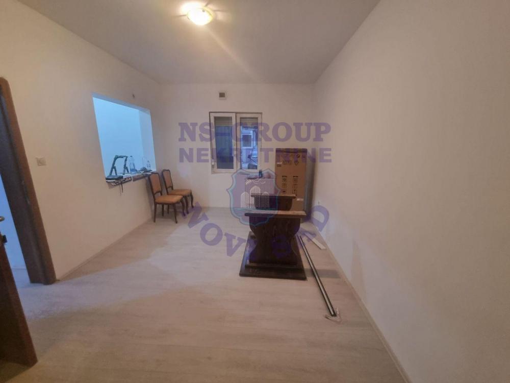 Slika 1 - SNIZENO Bulevar Patrijarha Pavla 34m2