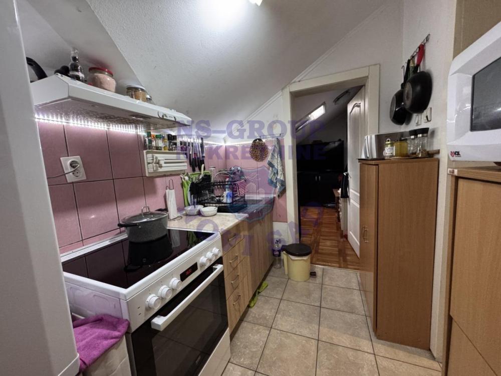 Slika 3 - Trosoban, 36m2, Petrovaradin Novi Sad