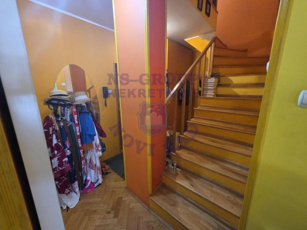 Slika 7 - Komforan trosoban dupleks na Grbavici.