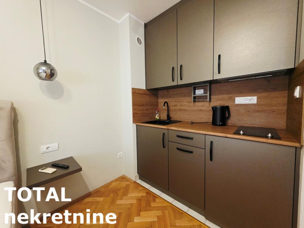 Slika 4 - Stan,NOVI SAD,PODBARA,kv: 22.00, € 105000, ID: 1103011