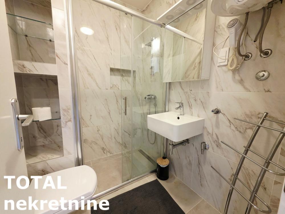 Slika 5 - Stan,NOVI SAD,PODBARA,kv: 22.00, € 105000, ID: 1103011